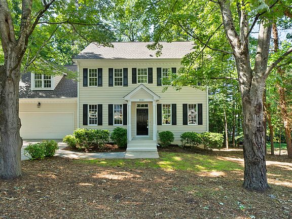 3rd image of 3001 Windcove Pl
