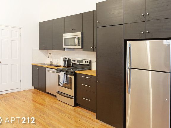 5th image of 444 Broome St #2A