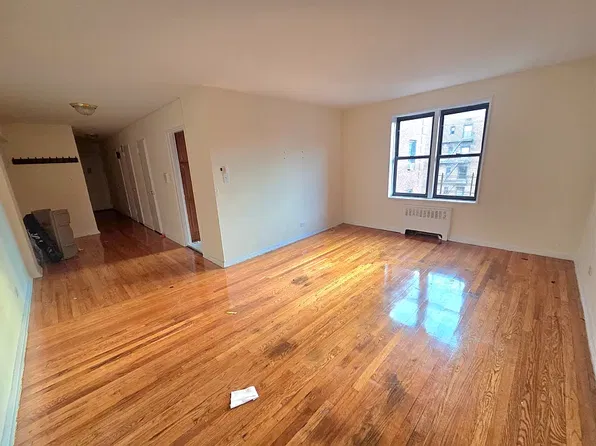 34-44 88th St #2, Jackson Heights, NY 11372