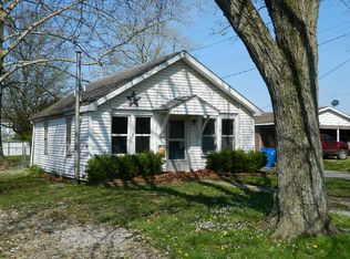 717 George St, Fairfield, IL 62837