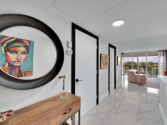 2nd image of 3980 Oaks Clubhouse Drive #505