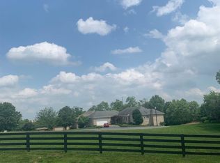 128 Portsmouth Ln, Frankfort, KY 40601