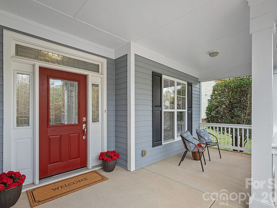 1st image of 176 Water Oak Dr