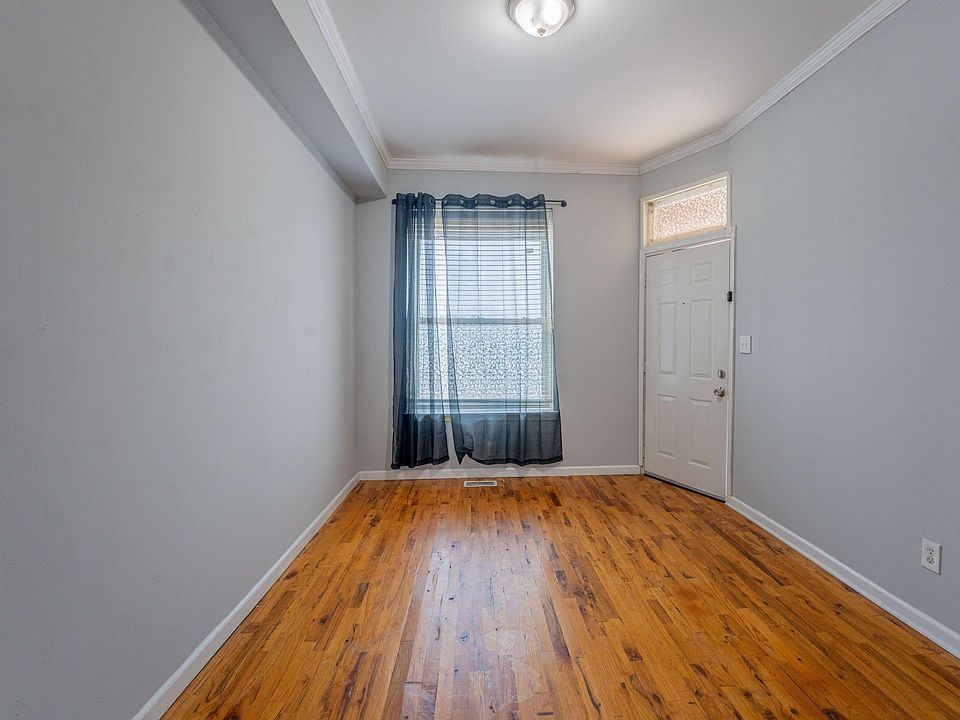 1st image of 1114 Mackay Pl #1F