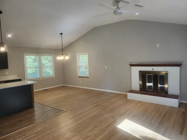 3310 Solomons Island Rd, Huntingtown, MD 20639