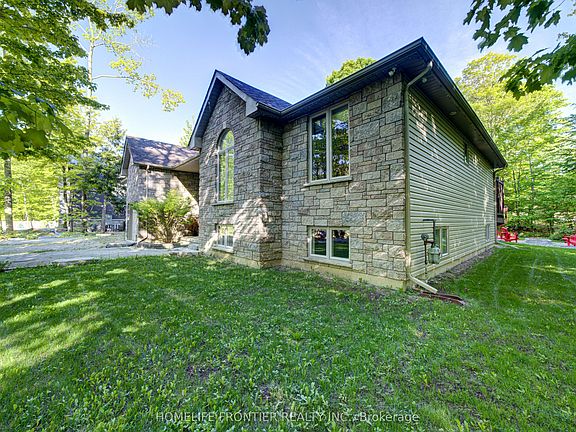 2nd image of 42 Forest Cir