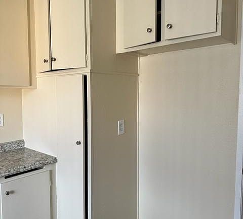 2nd image of 2652 Del Rosa Ave #S