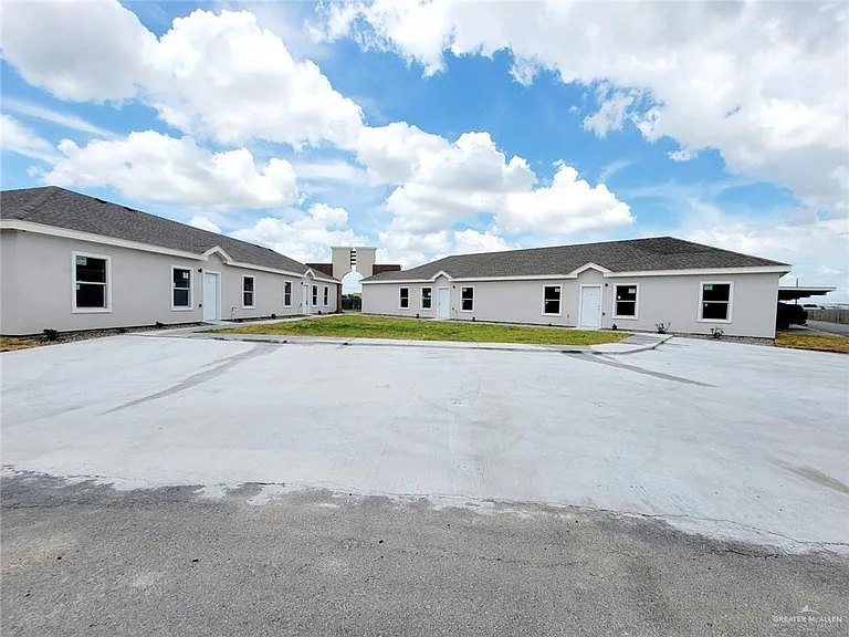 2812 Rosemary Dr #2 — Photo 3