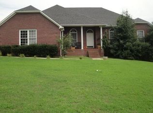 104 Cedar Bend Dr, Florence, AL 35634