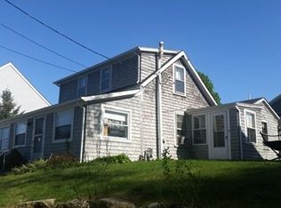 37 Sandy Point Rd, Somerset, MA 02726