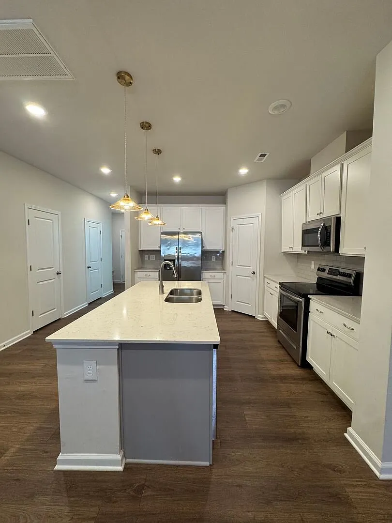 Charming Home in Travelers Rest! — Photo 4