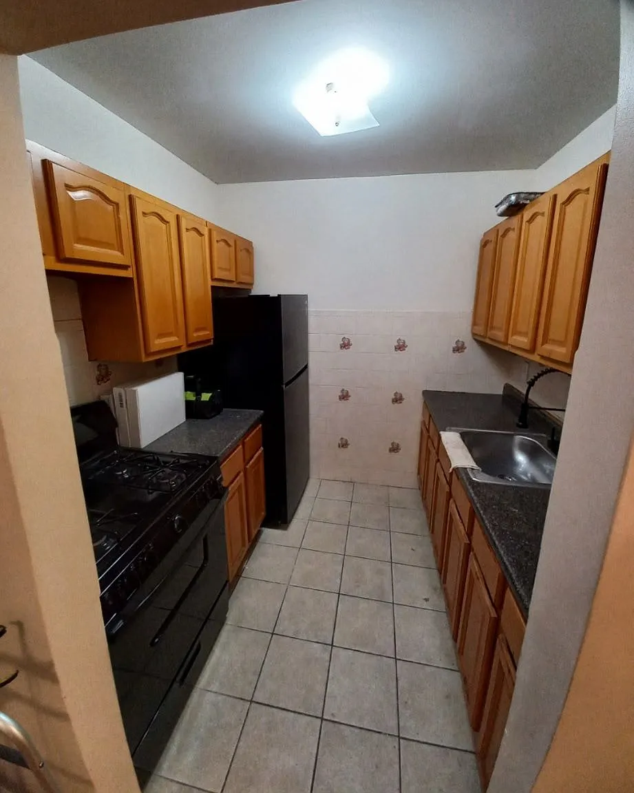 3 bed, 1239 sqft, $3,500 — Photo 3