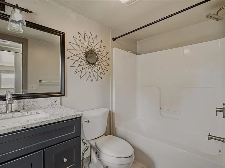 132 Evarts St #1 — Photo 21