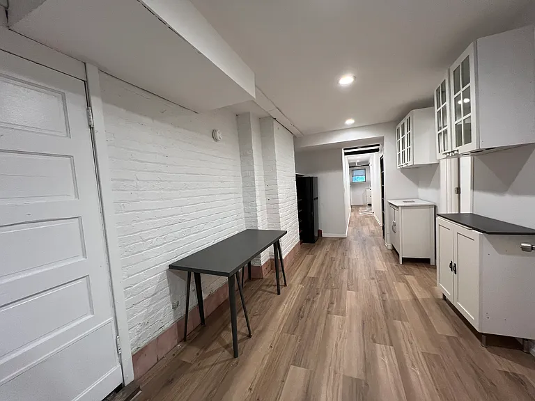 6354 N Paulina St #BASEMENT — Photo 5