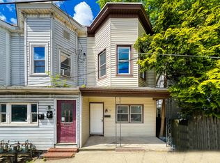 87 N Pennsylvania Ave, Morrisville, PA 19067
