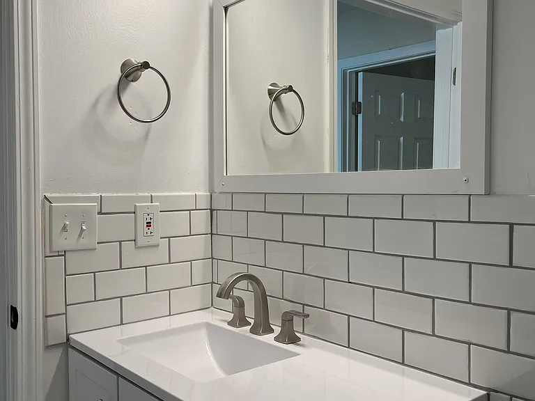 728 Pointe Ct #D — Photo 14