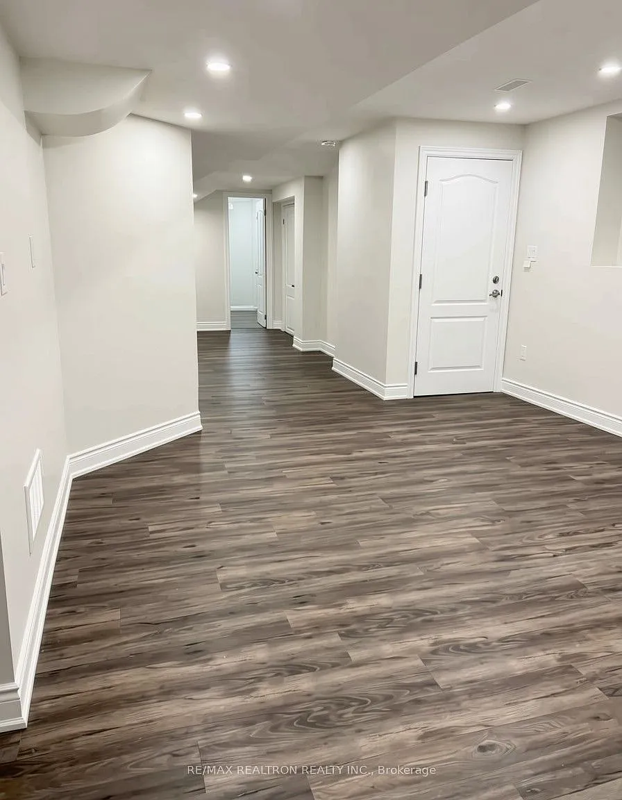 2 bed, $2,100 — Photo 3