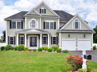 1 Leghorn Ln, Cromwell, CT 06416