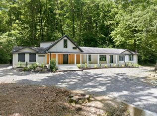 1032 Paint Pony Trl, Pegram, TN 37143