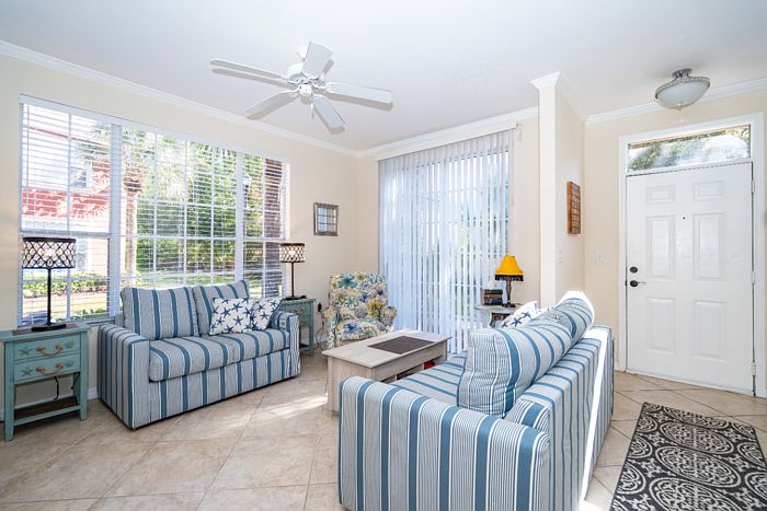 1st image of 10442 White Lake Ct