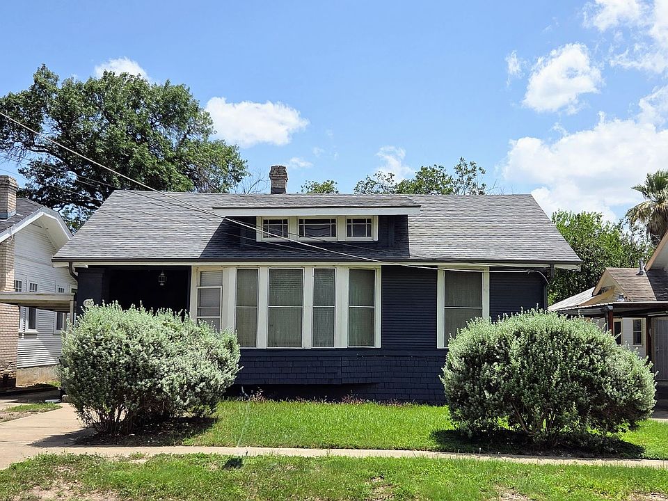 1st image of 826 W Russell Pl