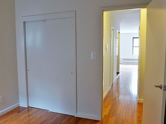 4th image of 321 E 91st St APT 6d
