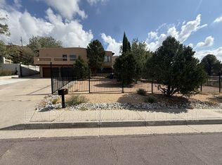 500 Oakwood Pl NE, Albuquerque, NM 87123