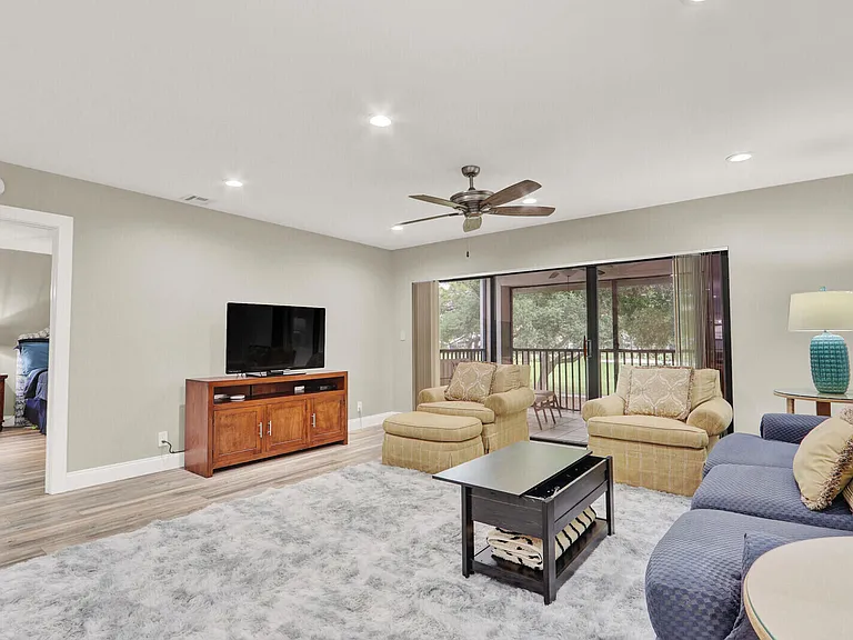 12910 Briarlake Dr #203 — Photo 17