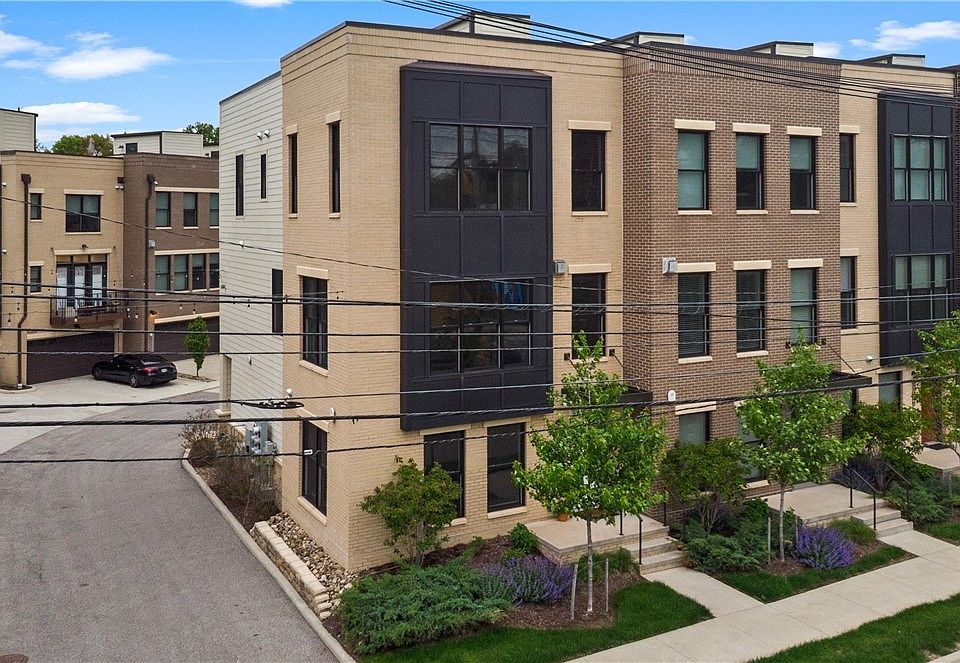 1st image of 11202 N Park Pl