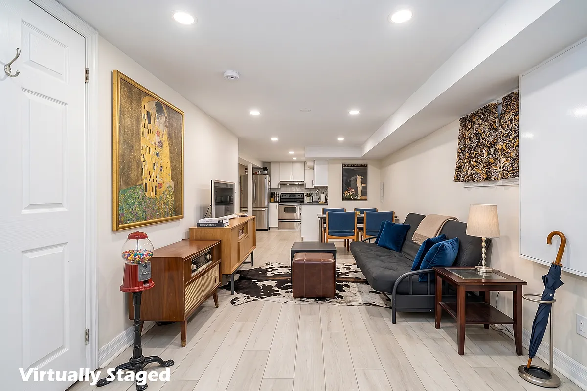 Building Photo - 155 Robert St #A