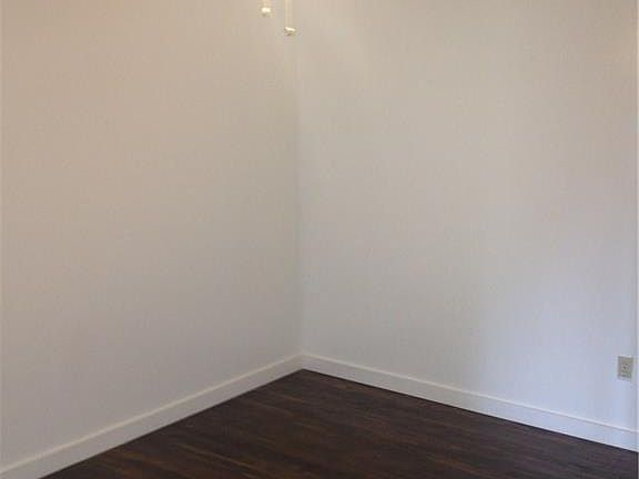 3rd image of 2319 Wayside Dr