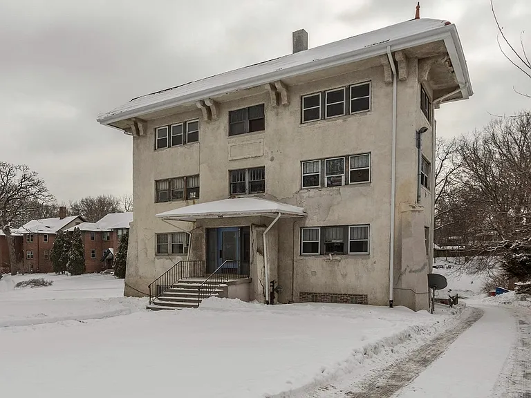 4000 University Ave #7 — Photo 79