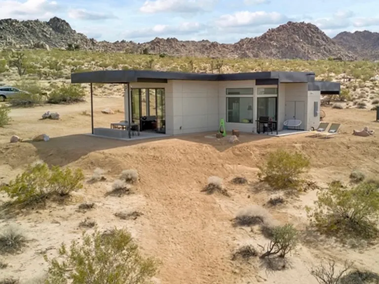 7025 Sunever Rd — Photo 1