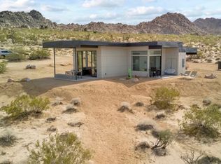 7025 Sunever Rd, Joshua Tree, CA 92252