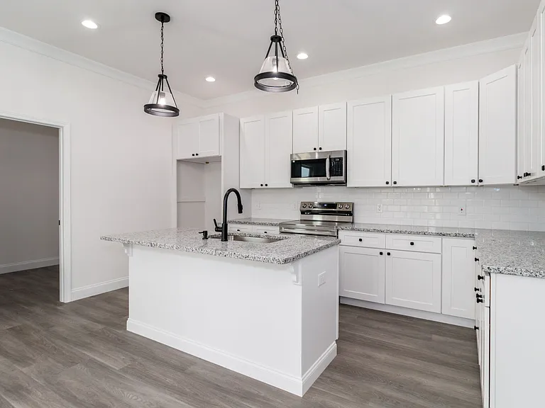 307 E Arch St — Photo 10