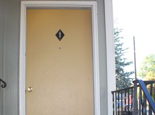 2433 1st St #1, Baker City, OR 97814