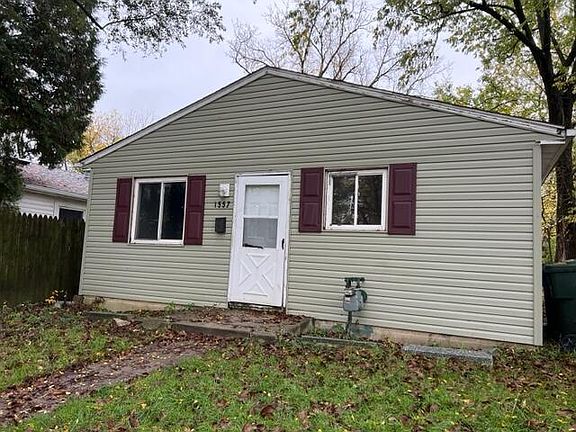 2nd image of 1557 E 4th Ave