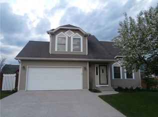 4712 Cedar Dr, North East, PA 16428