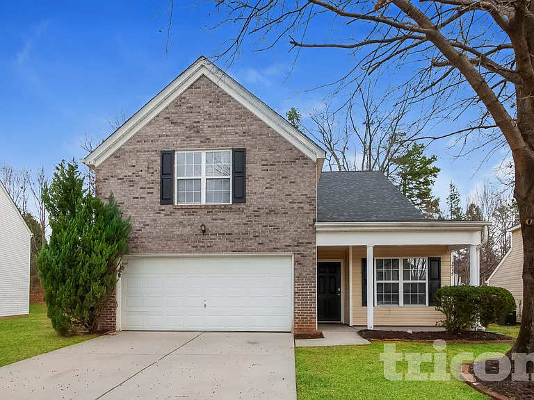 7715 Hidden Creek Dr — Photo 1