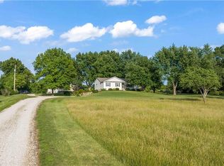 22707 S Gardner Rd, Spring Hill, KS 66083