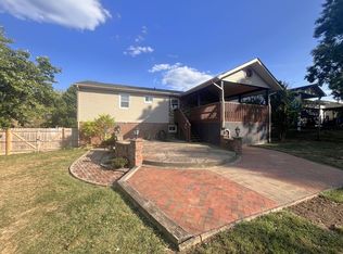 1505 Mount Rainier Dr, Lexington, KY 40517