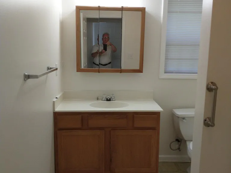 610 Heathwood Dr #A — Photo 13