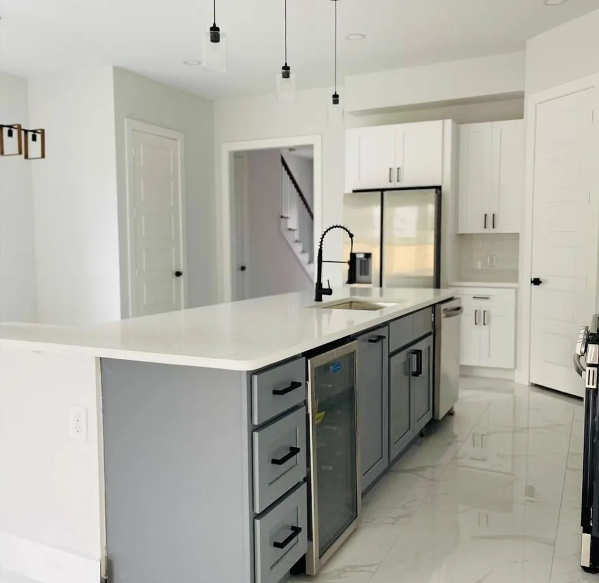 3 bed, 2.5 bath, 1919 sqft, $1,950 — Photo 3