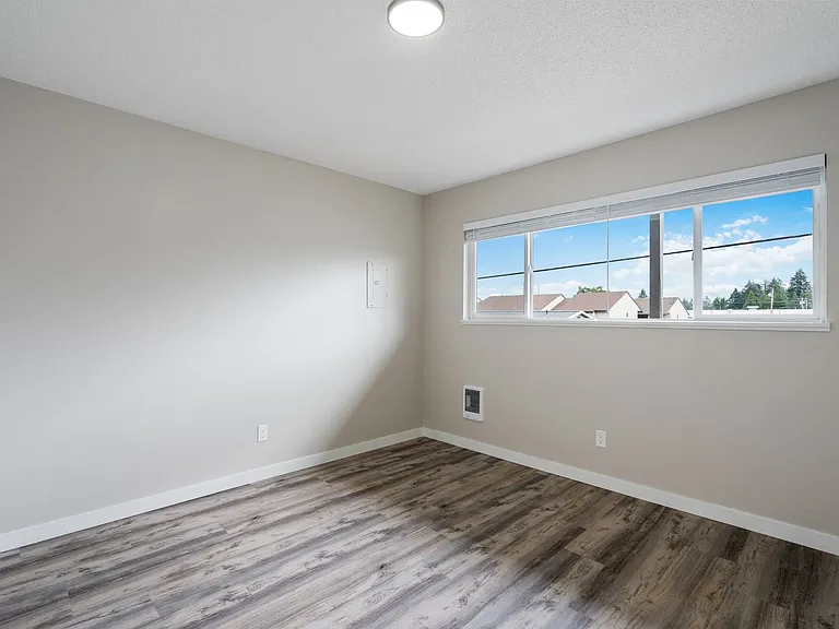 Eastside Village Apartments — Photo 46