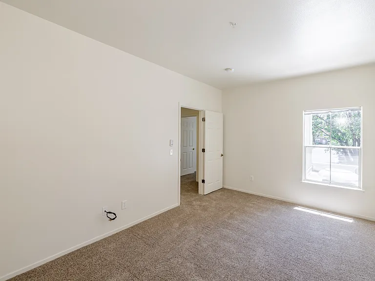 Parkview Family Apartments — Photo 19