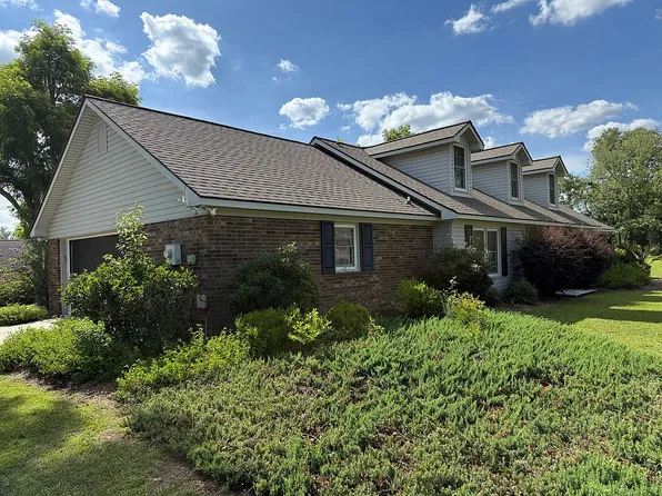 713 Maple Dr, Vidalia, GA 30474