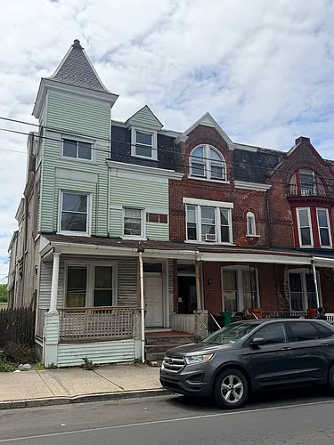 514 W Tilghman St Photo 1