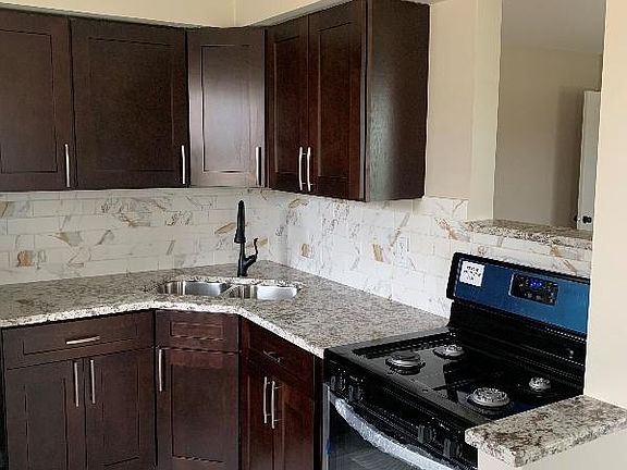 5th image of 9239 W Sheridan Ave