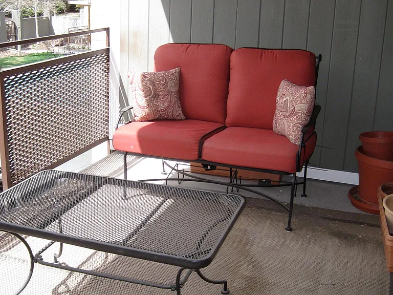 250 N Pearl St #210 — Photo 2