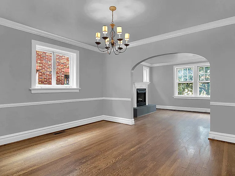 Dining Room look toward Family Room. Dining Room Dimensions: 12' x 13'10".